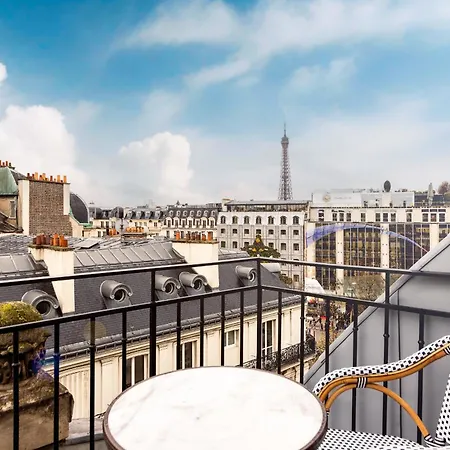 Apartment Above The Rooftops Eiffel View *